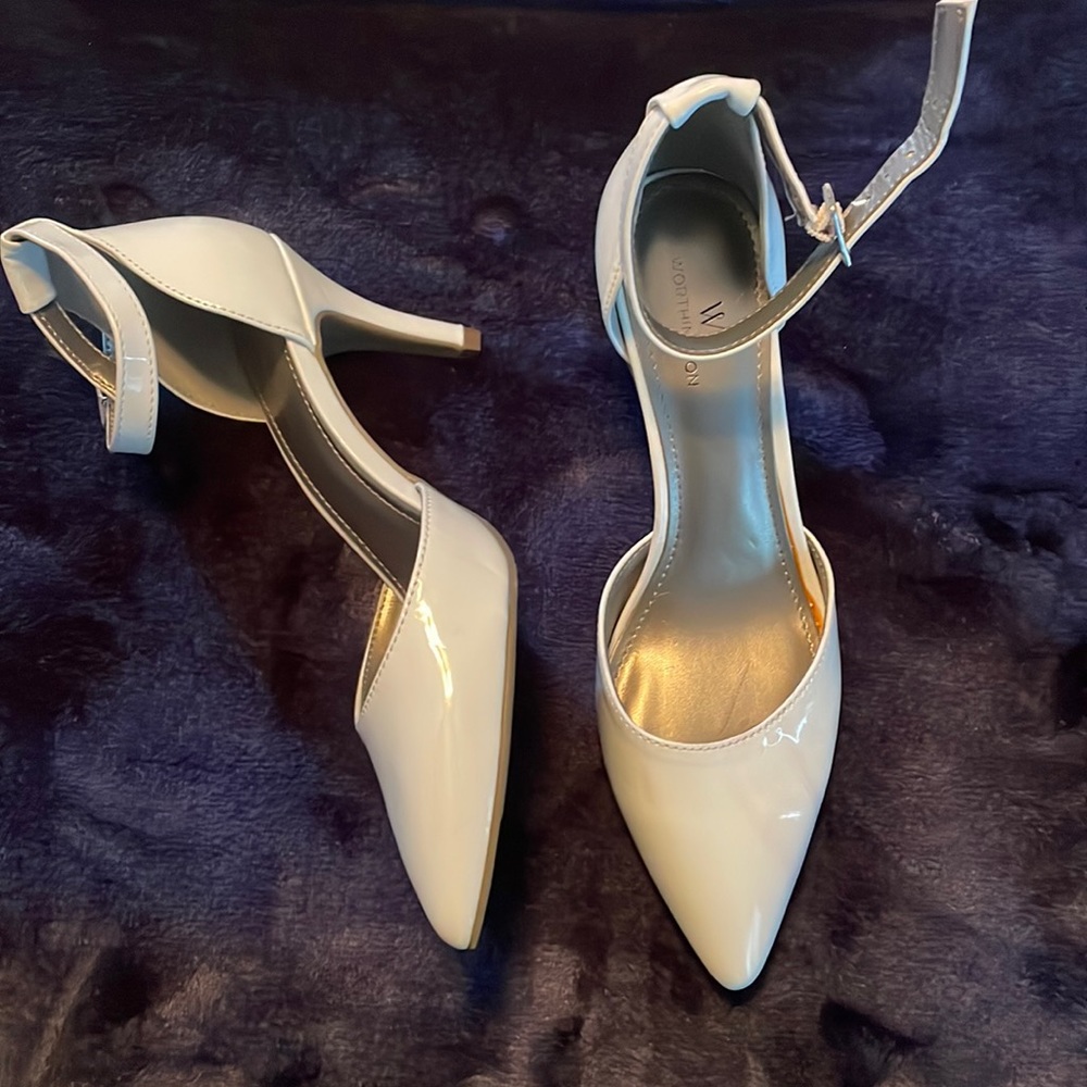 Worthington 6.5 White 2” heel with strap